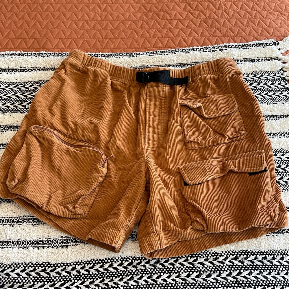 Urban outfitters without walls corduroy utility shorts camel colored sz.L